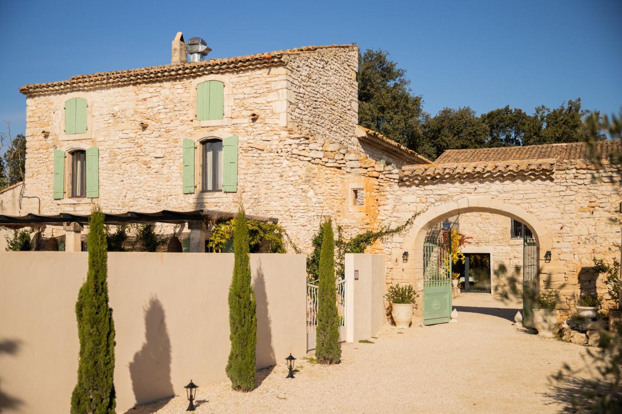 Maison Roucas - Restaurant Et Chambres D'Hotes Solérieux Esterno foto