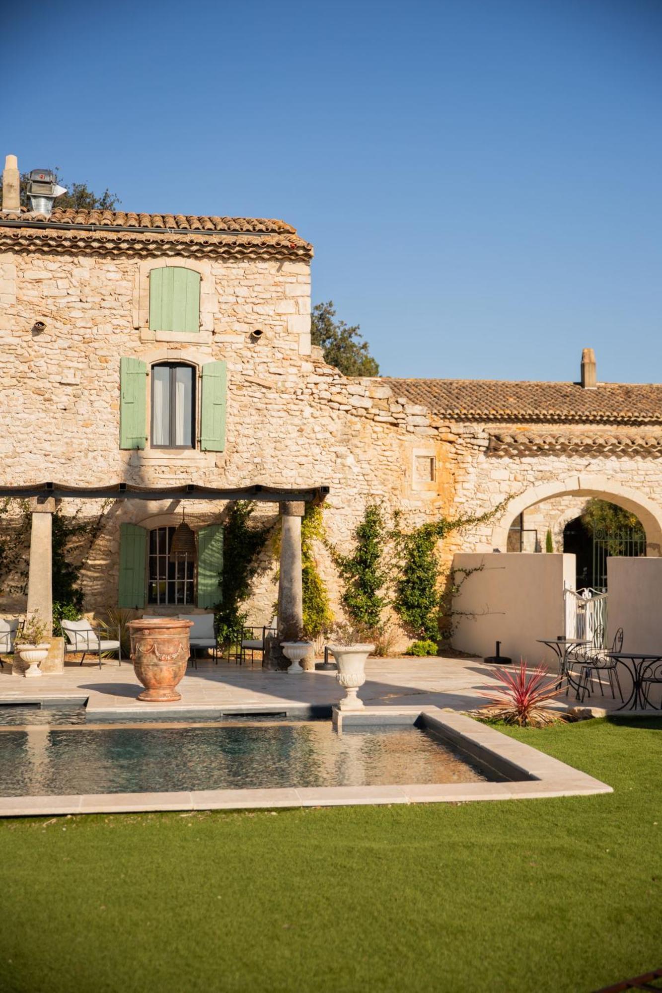 Maison Roucas - Restaurant Et Chambres D'Hotes Solérieux Esterno foto