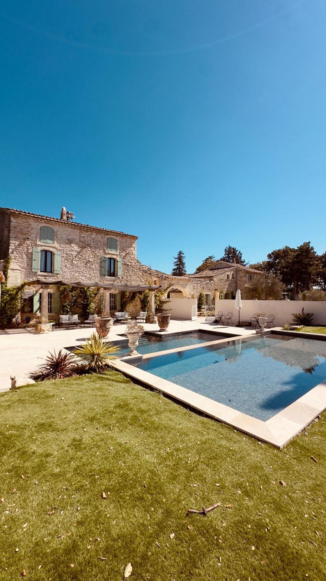 Maison Roucas - Restaurant Et Chambres D'Hotes Solérieux Esterno foto